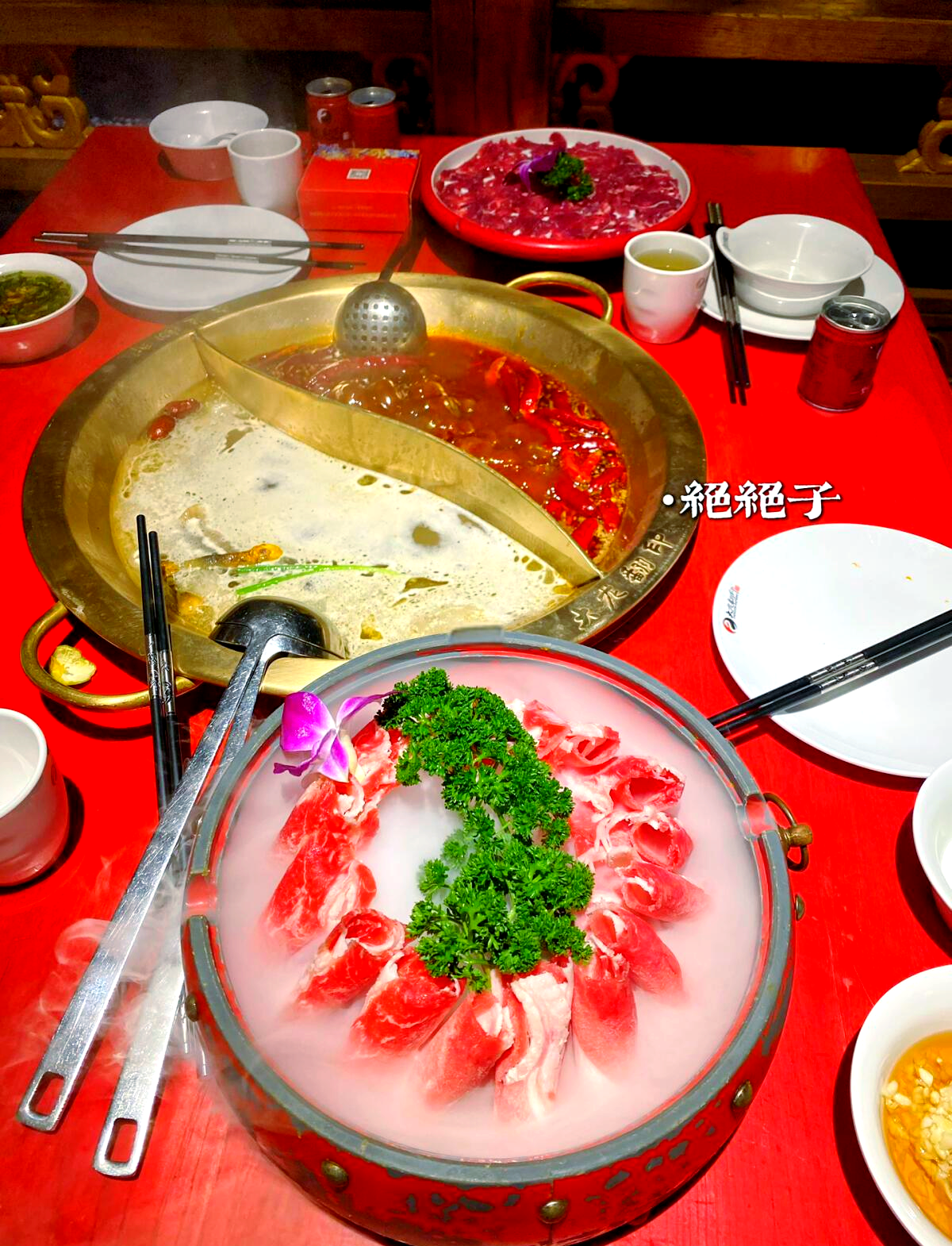 包含大型火锅骑行节，运动与美食的极致融合的词条
